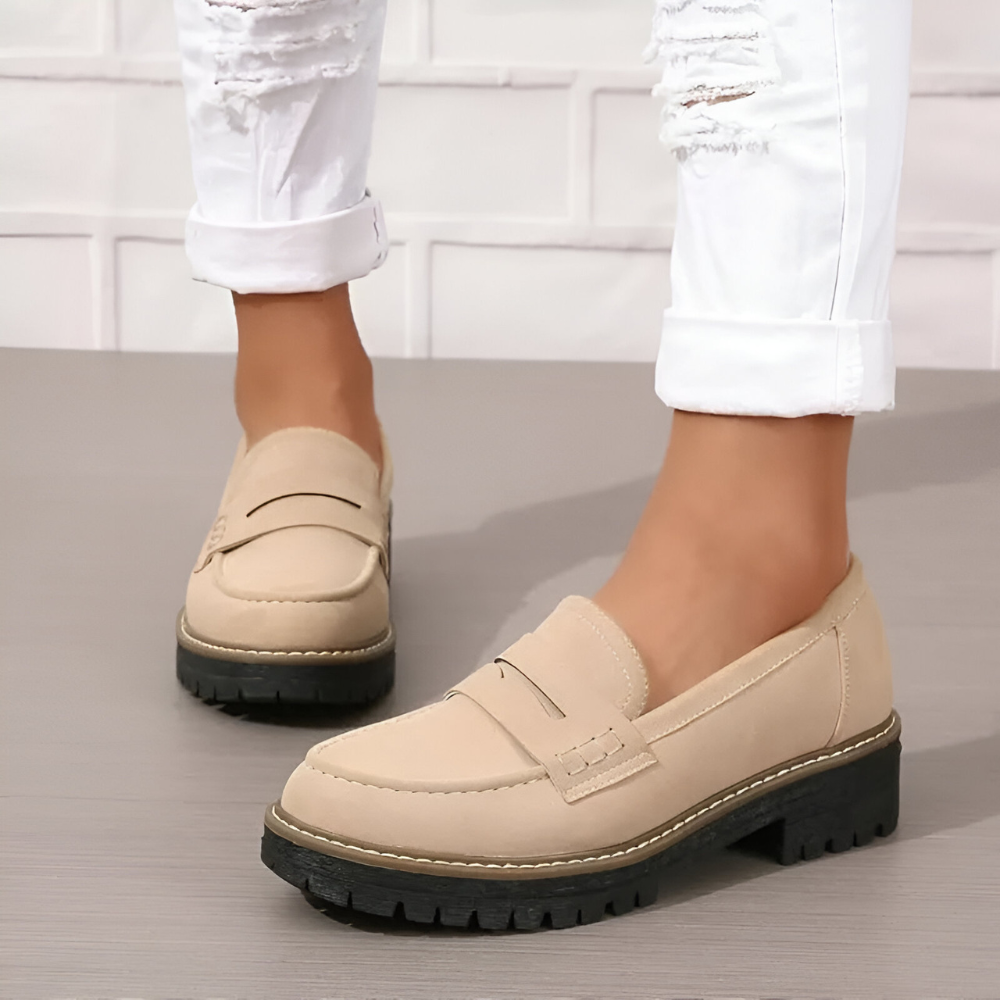 Niene™ | Stijlvolle Comfortabele Loafers met Ondersteunend Voetbed