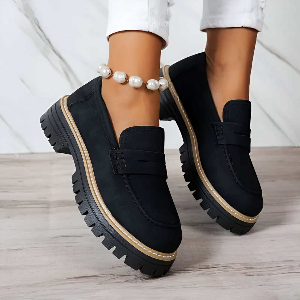 Niene™ | Stijlvolle Comfortabele Loafers met Ondersteunend Voetbed
