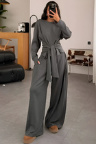 Grijs