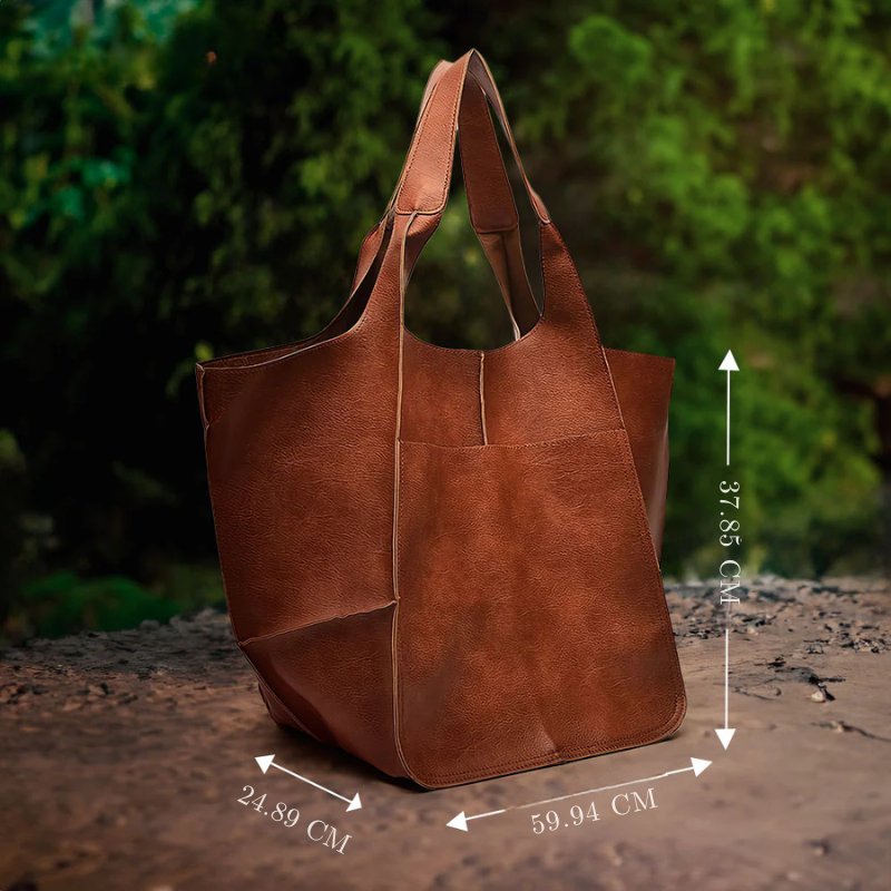 Laura’s Tijdloze Uitstraling | Vintage Tas van Vegan Leer