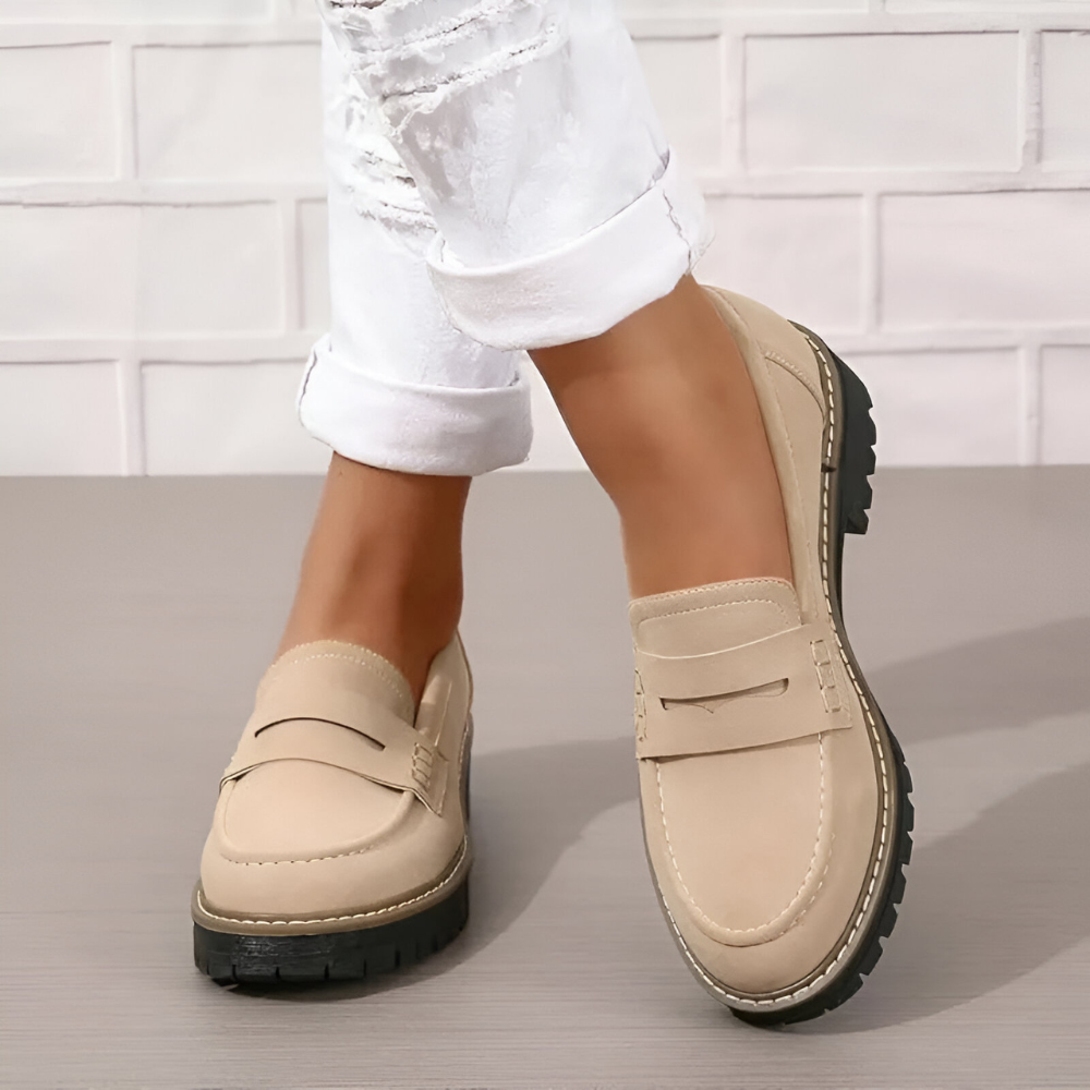 Niene™ | Stijlvolle Comfortabele Loafers met Ondersteunend Voetbed