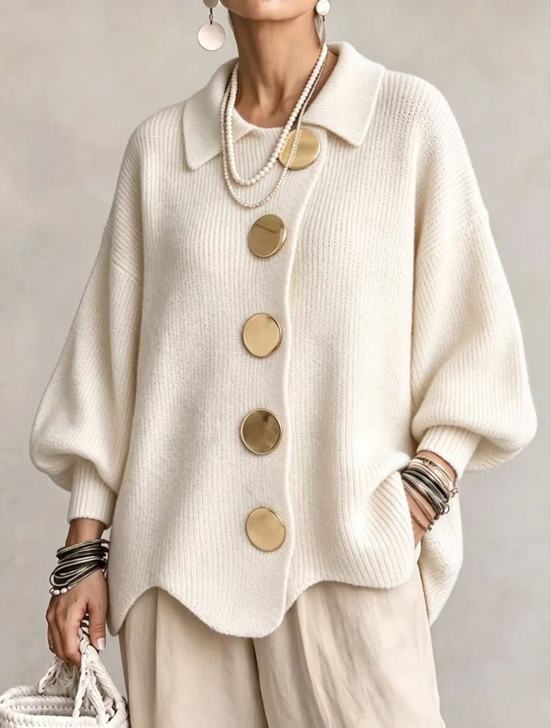 Annette™ | Elegante Oversized Vest met Grote Gouden Knopen